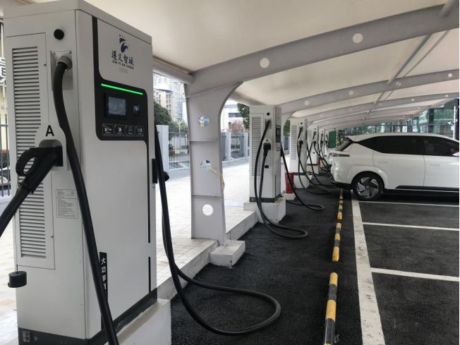 充电站遮阳棚1.jpg